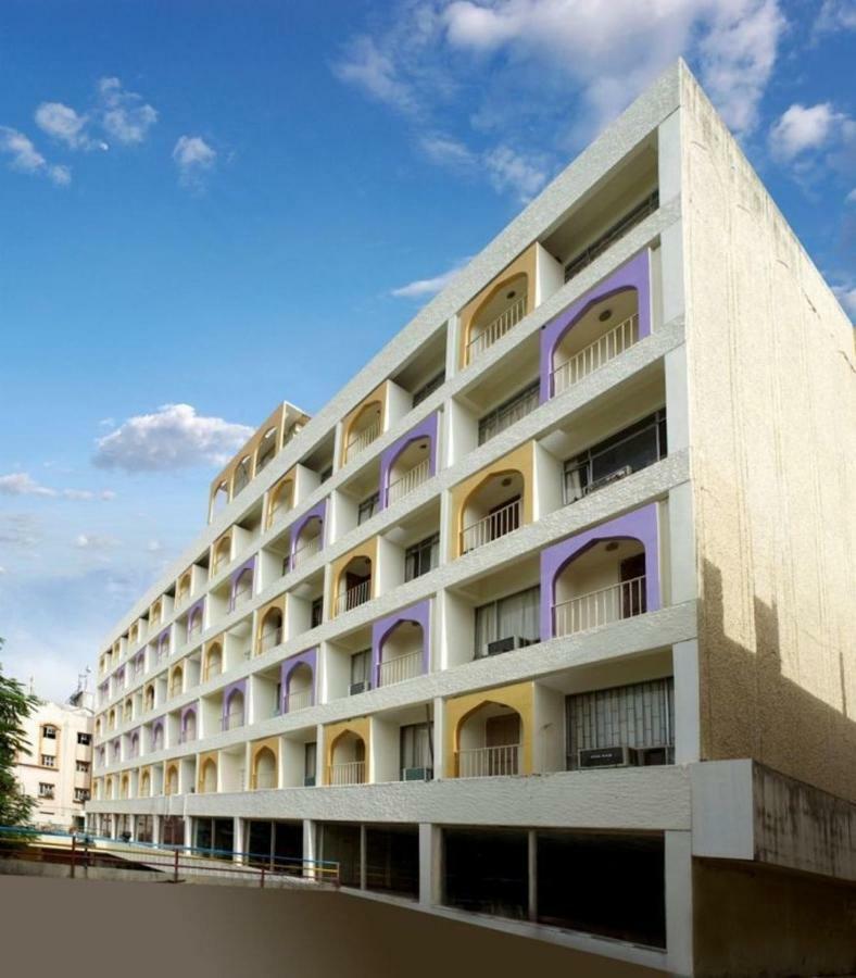 Hotel Jaya International Хайдарабад Экстерьер фото